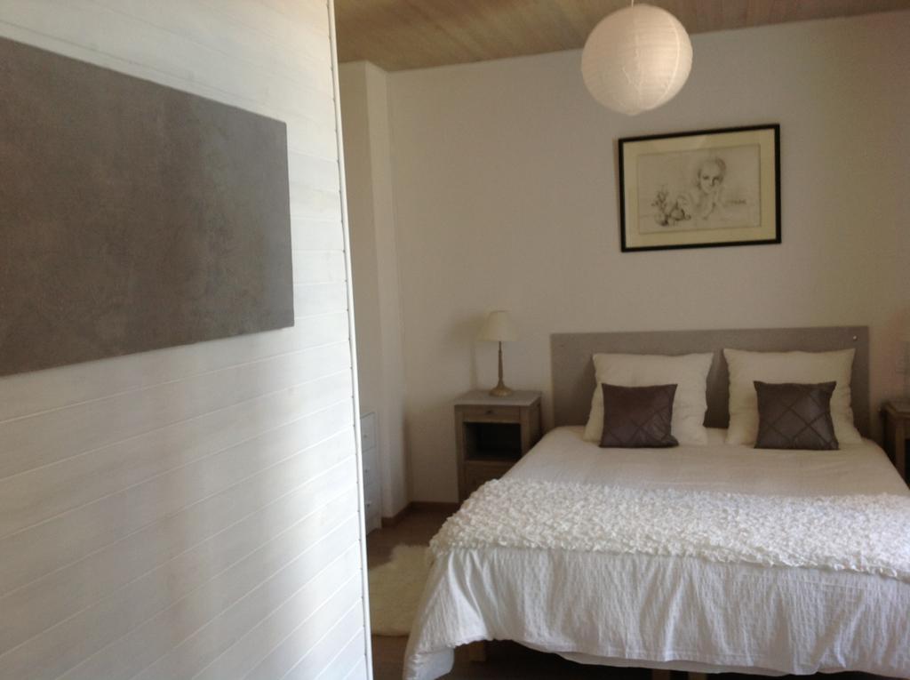La Maison De Maidara Bed and Breakfast Olby Habitación foto